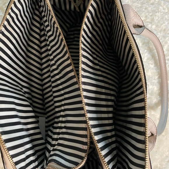 Kate Spade Handbad - Picture 10 of 11